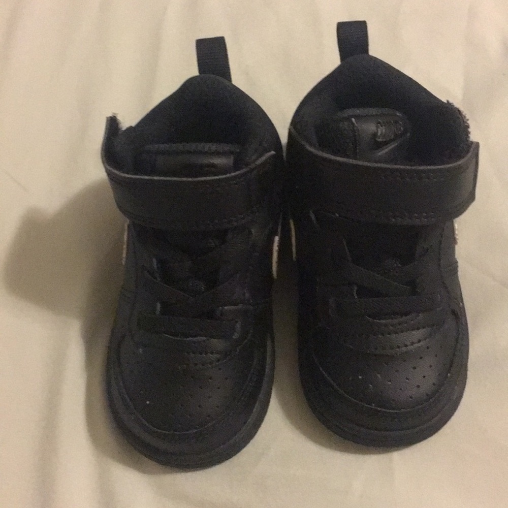 Worn once toddler Nike’s